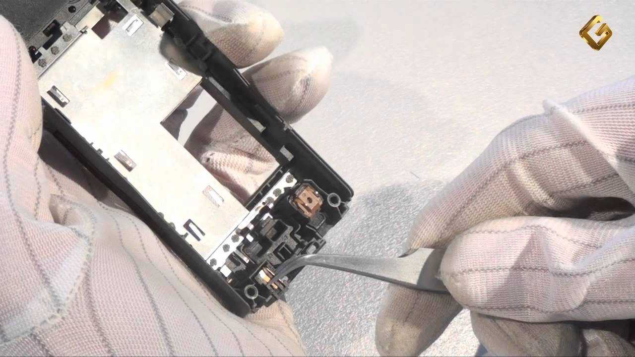 Очистка разъёма зарядки на телефоне